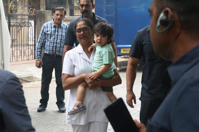 Taimur spotted by the paparazzi. (Viral Bhayani) Taimur spotted by the paparazzi. (Viral Bhayani)