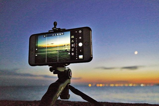 Invest in a phone that has good optical stabilisation Invest in a phone that has good optical stabilisation