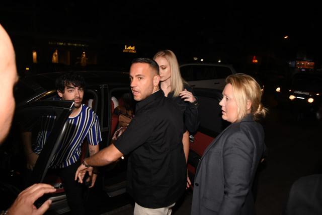 Joe Jonas and Sophie Turner arrive at Mumbai’s Estelle restaurant. (Viral Bhayani) Joe Jonas and Sophie Turner arrive at Mumbai’s Estelle restaurant. (Viral Bhayani)