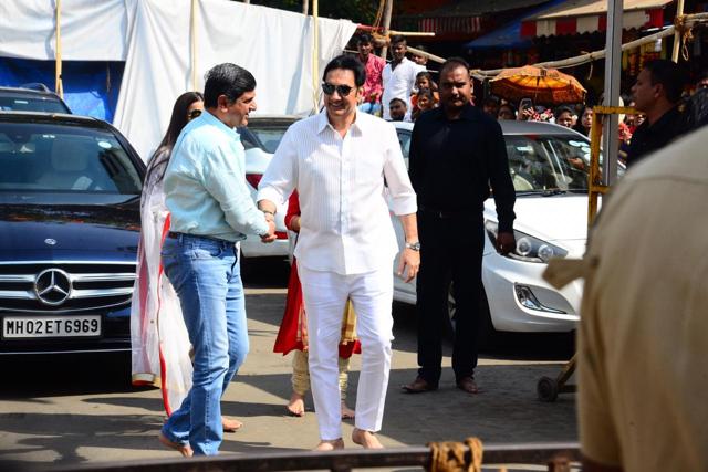 Prakash Padukone and Jugjeet Bhavnani at Siddhivinayak Temple. (Viral Bhayani) Prakash Padukone and Jugjeet Bhavnani at Siddhivinayak Temple. (Viral Bhayani)