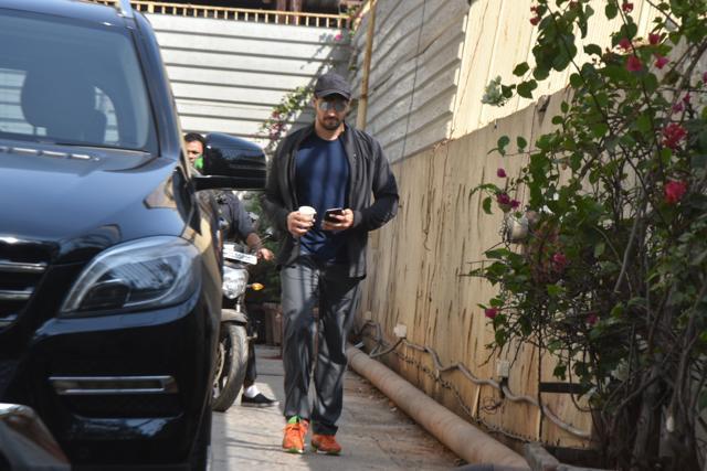 Sidharth Malhotra spotted in Mumbai.