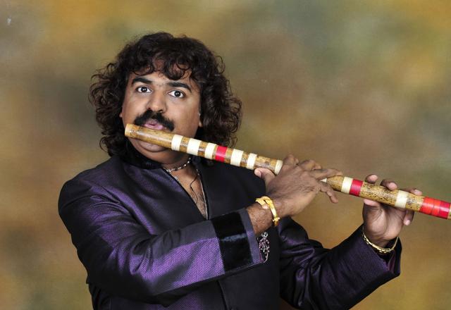 ‘It’s exciting and challenging to peform before a discerning audience,’ says flautist Praveen Godkhindi. ‘It’s exciting and challenging to peform before a discerning audience,’ says flautist Praveen Godkhindi.