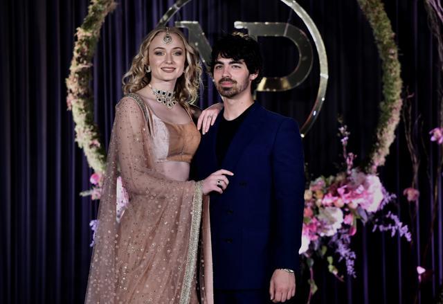 See Sophie Turner's Reception Dress for Nick Jonas and Priyanka Chopra's  Wedding