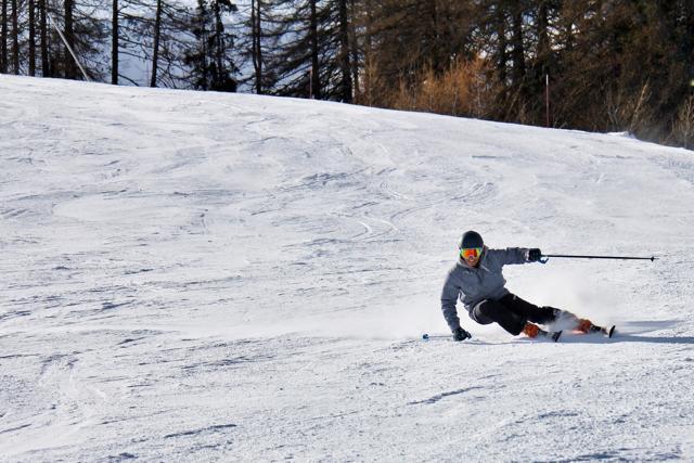 Located in Uttarakhand, Auli offers skiing experiences for both beginners and professionals. (Unsplash) Located in Uttarakhand, Auli offers skiing experiences for both beginners and professionals. (Unsplash)