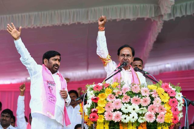 Nalgunda: Telangana Chief Minister and TRS chief K Chandrashekar Rao addresses a public meeting at Suriyapet in Nalgunda district. (PTI) Nalgunda: Telangana Chief Minister and TRS chief K Chandrashekar Rao addresses a public meeting at Suriyapet in Nalgunda district. (PTI)