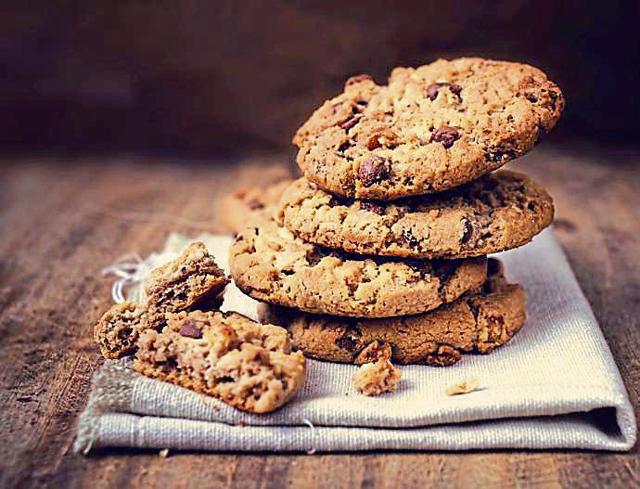 Caramel & Oat Cookie Caramel & Oat Cookie