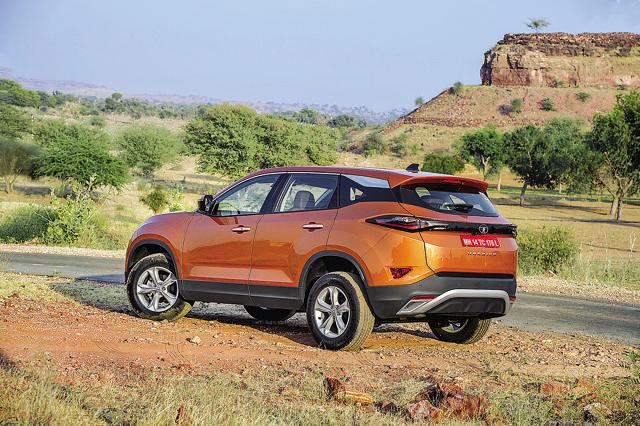 Some vital features missing include a powered driver’s seat, height-adjustable and most of all, a sunroof, which premium car buyers just love Some vital features missing include a powered driver’s seat, height-adjustable and most of all, a sunroof, which premium car buyers just love