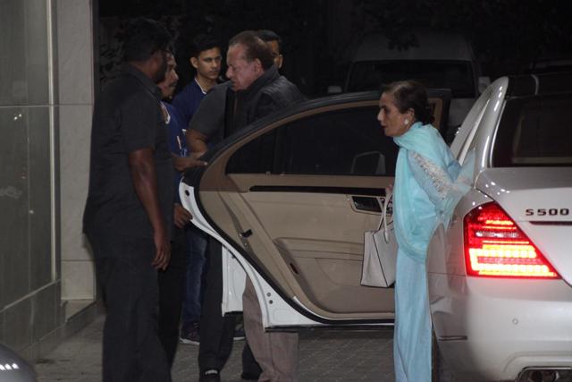Salim Khan and Salma Khan at Sohail Khan’s party. (Viral Bhayani) Salim Khan and Salma Khan at Sohail Khan’s party. (Viral Bhayani)
