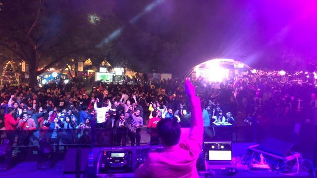 The crowds enjoyed the live music performances at Hindustan Times Palate Fest. The crowds enjoyed the live music performances at Hindustan Times Palate Fest.