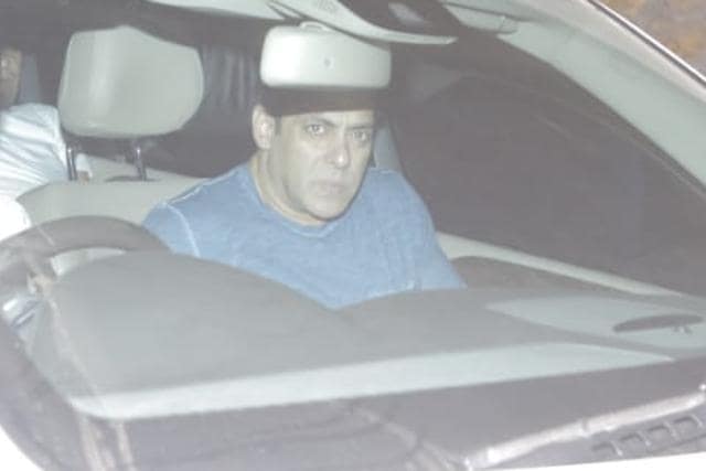 Salman Khan arrives for at Sohail Khan’s party. (Viral Bhayani) Salman Khan arrives for at Sohail Khan’s party. (Viral Bhayani)
