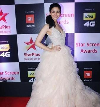 Alia Bhatt at the awards nite.