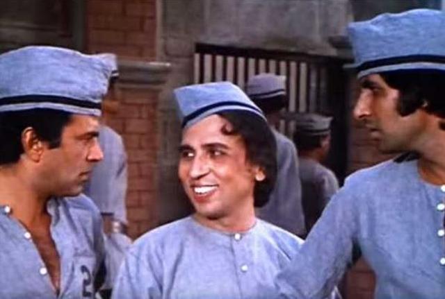 Raj Kishore in Sholay with Dharmendra and Amitabh Bachchan.