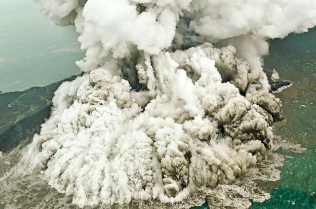 A plume of ash rises as Anak Krakatau erupts in Indonesia, December 23, 2018, in this picture obtained from social media. (REUTERS) A plume of ash rises as Anak Krakatau erupts in Indonesia, December 23, 2018, in this picture obtained from social media. (REUTERS)