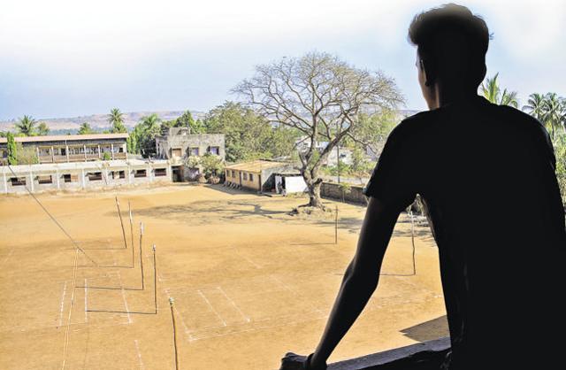 A view of the Sahoo Krida Mandal in Sadoli Khalsa, Kolhapur. Tushar Patil of Patna Pirates and Mahesh Magdum of Bengaluru Bulls learnt the basics of kabaddi at this place. (MILIND SAURKAR/HT PHOTO) A view of the Sahoo Krida Mandal in Sadoli Khalsa, Kolhapur. Tushar Patil of Patna Pirates and Mahesh Magdum of Bengaluru Bulls learnt the basics of kabaddi at this place. (MILIND SAURKAR/HT PHOTO)
