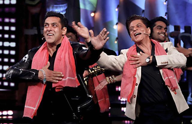 Shah Rukh Khan and Salman Khan at the promotion of the film Zero on the sets of TV reality show Bigg Boss in Lonavala on December 14, 2018. (PTI) Shah Rukh Khan and Salman Khan at the promotion of the film Zero on the sets of TV reality show Bigg Boss in Lonavala on December 14, 2018. (PTI)