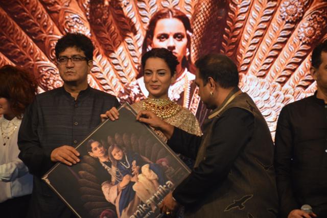 Prasoon Joshi and Kangana Ranaut at the music launch of her upcoming film Manikarnika: The Queen Of Jhansi (IANS) Prasoon Joshi and Kangana Ranaut at the music launch of her upcoming film Manikarnika: The Queen Of Jhansi (IANS)