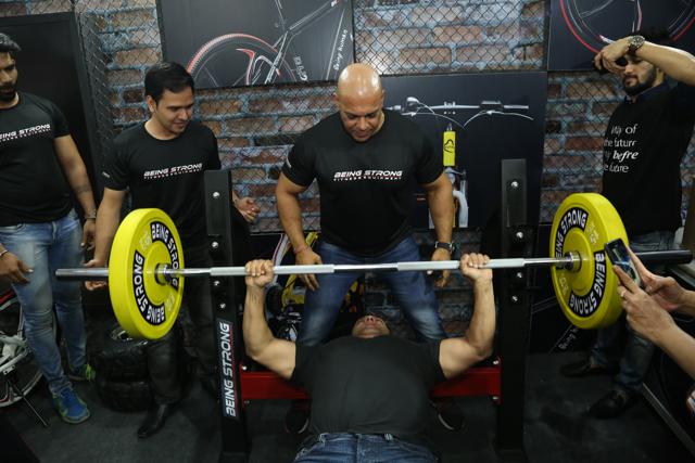 Salman Khan takes on fitness challenge. (Viral Bhayani)