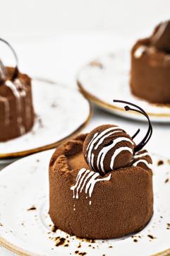 Hazelnut Mousse Pasty