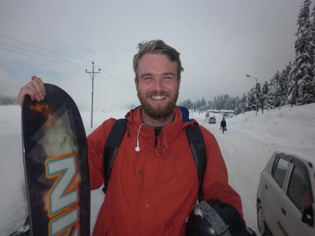 Rob, an Australian, loves snowboarding and said he discovered about Gulmarg by accident on Internet. (HT Photo ) Rob, an Australian, loves snowboarding and said he discovered about Gulmarg by accident on Internet. (HT Photo )