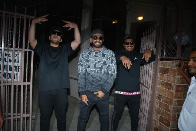 Actor Ranveer Singh seen with rappers Vivian Fernandes aka Divine and Naved Shaikh aka Naezy outside a dubbing studio in Mumbai. (IANS) Actor Ranveer Singh seen with rappers Vivian Fernandes aka Divine and Naved Shaikh aka Naezy outside a dubbing studio in Mumbai. (IANS)