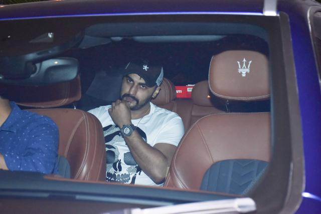 Arjun Kapoor spotted in Mumbai. (Varinder Chawla) Arjun Kapoor spotted in Mumbai. (Varinder Chawla)