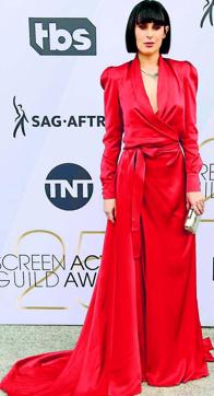 At the red carpet of the 25th Screen Actors Guild Awards, actor Rumer Willis wore a plunging red Ong-Oaj Pairam gown, establishing that satin is definitely back in fashion (AFP) At the red carpet of the 25th Screen Actors Guild Awards, actor Rumer Willis wore a plunging red Ong-Oaj Pairam gown, establishing that satin is definitely back in fashion (AFP)