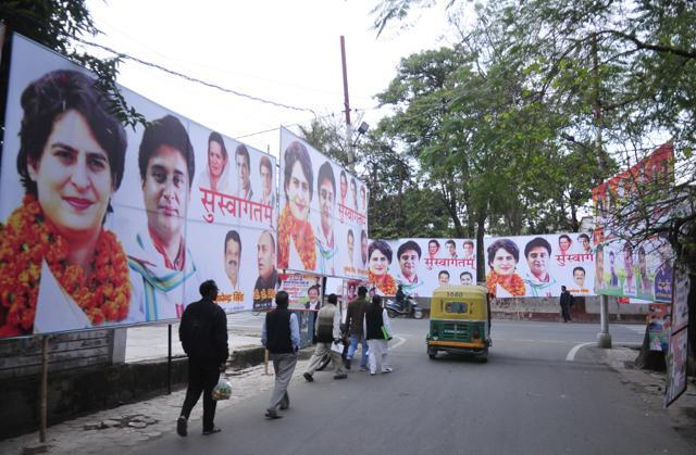 Hoardings have come up in various parts of Lucknow to welcome general secretary of Uttar Pradesh East Priyanka Gandhi Vadra, for her visit. (Deepak Gupta /HT) Hoardings have come up in various parts of Lucknow to welcome general secretary of Uttar Pradesh East Priyanka Gandhi Vadra, for her visit. (Deepak Gupta /HT)