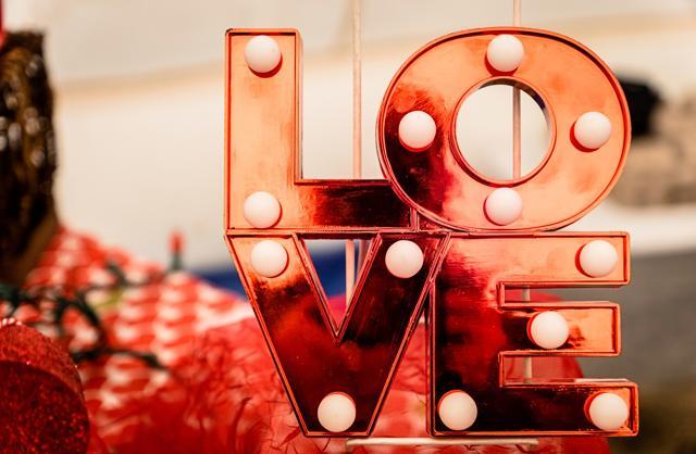 Happy Valentine’s Day 2019 (Unsplash)