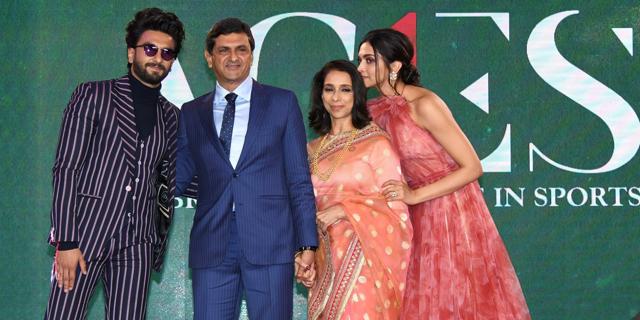 Prakash Padukone with Ujjala Padukone, Deepika Padukone and Ranveer Singh after he was honoured with the Lifetime Achievement Award of Sportstar ACES. (PTI) Prakash Padukone with Ujjala Padukone, Deepika Padukone and Ranveer Singh after he was honoured with the Lifetime Achievement Award of Sportstar ACES. (PTI)