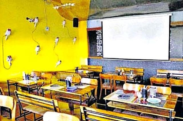 At Prankster, the attention to detail is meticulous. It is a place that evokes the nostalgia of college days. (Yogendra Kumar/ HT Photo)