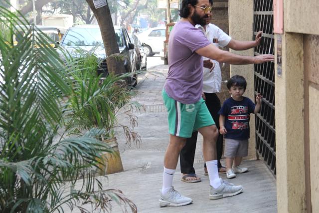 Saif Ali Khan spotted with son Taimur at their residence. (Varinder Chawla) Saif Ali Khan spotted with son Taimur at their residence. (Varinder Chawla)