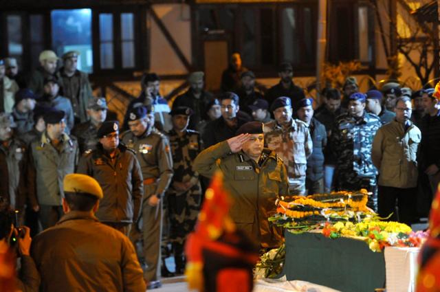 Armyman, DySP among 5 killed in encounter in Jammu and Kashmir’s Kulgam ...