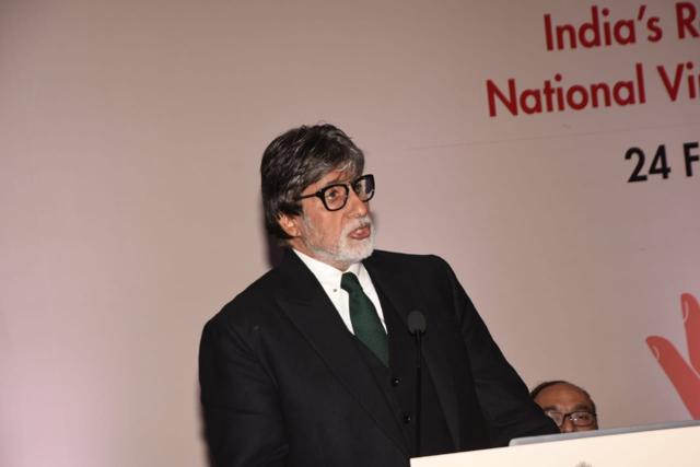 Amitabh Bachchan at an event. (Varinder Chawla) Amitabh Bachchan at an event. (Varinder Chawla)