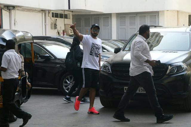 Ranveer Singh spotted at a saloon. (Varinder Chawla) Ranveer Singh spotted at a saloon. (Varinder Chawla)