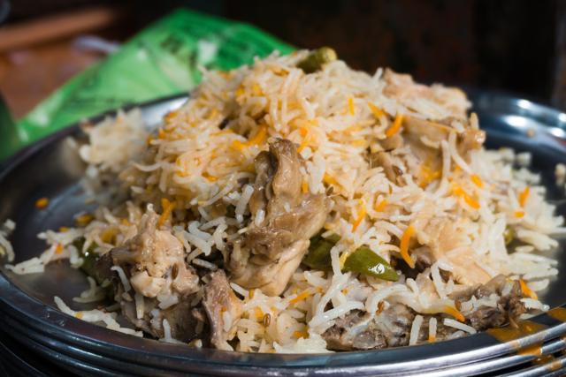 At Muradabadi Mashoor Biryani in Nizamuddin, the white chicken biryani is made with basmati rice. (Photo: Sarang Gupta/HT) At Muradabadi Mashoor Biryani in Nizamuddin, the white chicken biryani is made with basmati rice. (Photo: Sarang Gupta/HT)
