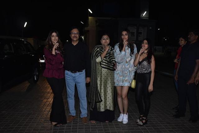 Kriti Sanon with her family at Luka Chuppi screening in Mumbai (Varinder Chawla) Kriti Sanon with her family at Luka Chuppi screening in Mumbai (Varinder Chawla)