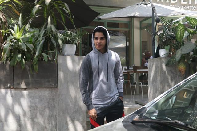 Ishaan Khatter spotted in Mumbai. (Varinder Chawla) Ishaan Khatter spotted in Mumbai. (Varinder Chawla)