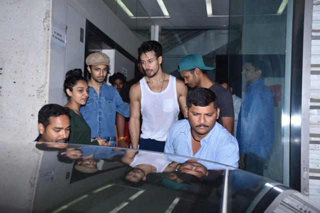 Tiger Shroff spotted post a dance class. (Varinder Chawla) Tiger Shroff spotted post a dance class. (Varinder Chawla)