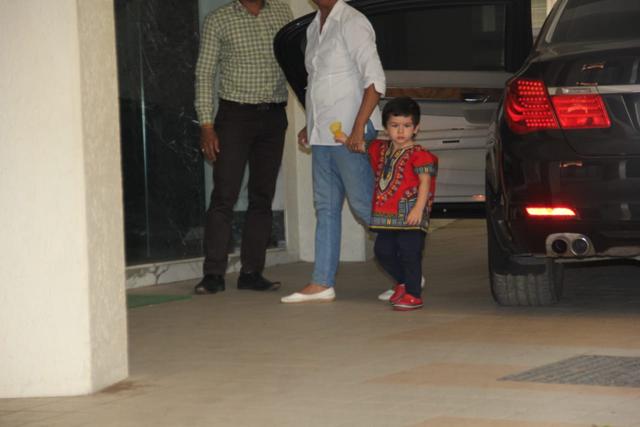Kareena Kapoor’s son Taimur at spotted in an all decked up avatar. (Varinder Chawla) Kareena Kapoor’s son Taimur at spotted in an all decked up avatar. (Varinder Chawla)