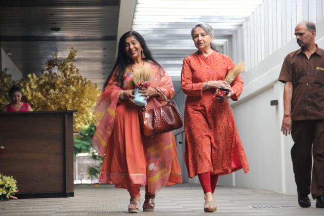 Sharmila Tagore (right) at Hiroo Johar’s birthday bash. (Varinder Chawla)