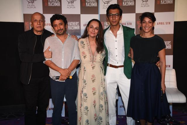 Mahesh Bhatt, Ashvin Kumar, Soni Razdan and Anshuman Jha and Maya Sarao at No Fathers In Kashmir trailer launch. (Varinder Chawla) Mahesh Bhatt, Ashvin Kumar, Soni Razdan and Anshuman Jha and Maya Sarao at No Fathers In Kashmir trailer launch. (Varinder Chawla)
