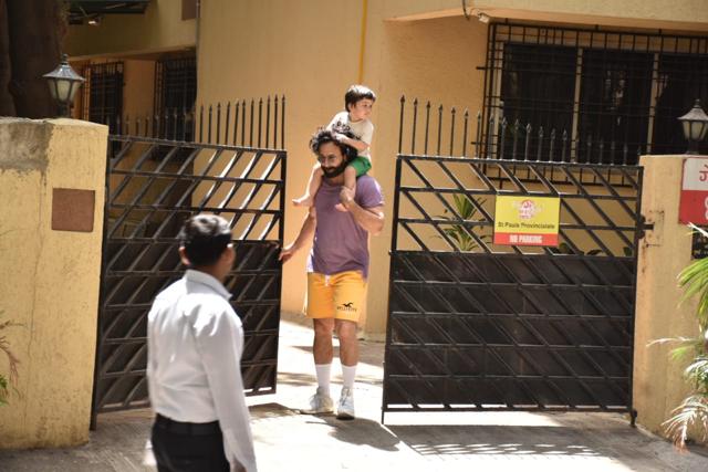 Saif Ali Khan taking Taimur taking Taimur for a walk. (Varinder Chawla) Saif Ali Khan taking Taimur taking Taimur for a walk. (Varinder Chawla)
