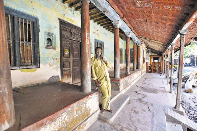An old Tamil house in Puducherry. Many have been demolished. (Biplov Bhuyan/HT PHOTO) An old Tamil house in Puducherry. Many have been demolished. (Biplov Bhuyan/HT PHOTO)