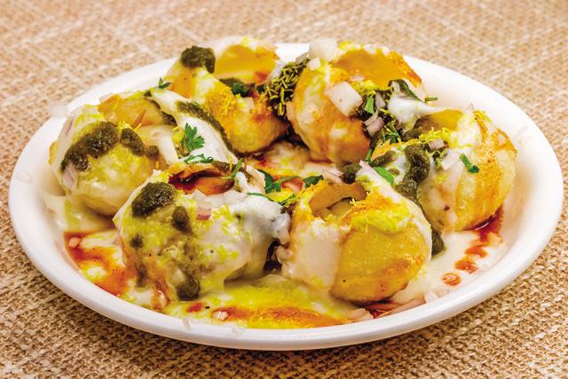Dahi batata puri is another delicious street food dish in India (Shutterstock)