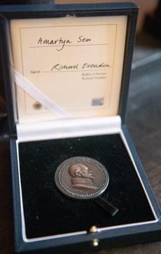 Nobel laureate Amartya Sen on Tuesday was awarded the Bodley Medal by the University of Oxford (HT Photo) Nobel laureate Amartya Sen on Tuesday was awarded the Bodley Medal by the University of Oxford (HT Photo)