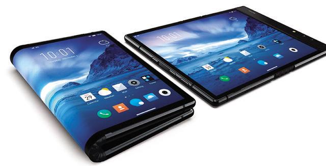 The Royole FlexPai phone has a screen that gives a 300-degree viewing angle The Royole FlexPai phone has a screen that gives a 300-degree viewing angle