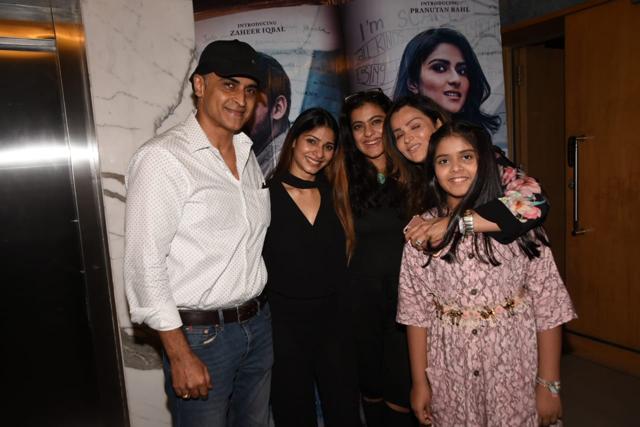 Mohnish Bahl, Tanishaa Mukerji and Kajol during the screening of Notebook. (Varinder Chawla) Mohnish Bahl, Tanishaa Mukerji and Kajol during the screening of Notebook. (Varinder Chawla)