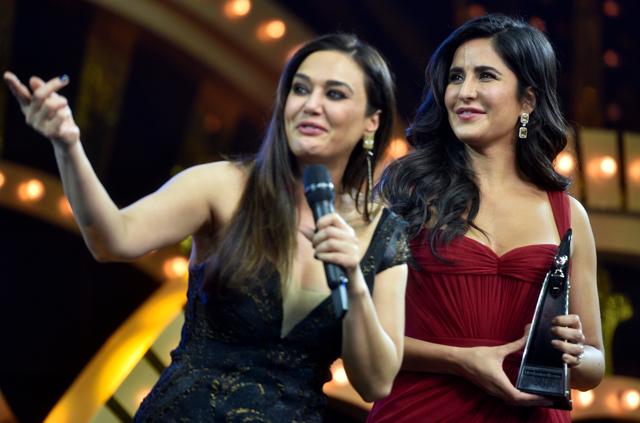 Preity Zinta and Katrina Kaif at HT Most Stylish Awards 2019. (Satyabrata Tripathy/HT Photo) Preity Zinta and Katrina Kaif at HT Most Stylish Awards 2019. (Satyabrata Tripathy/HT Photo)