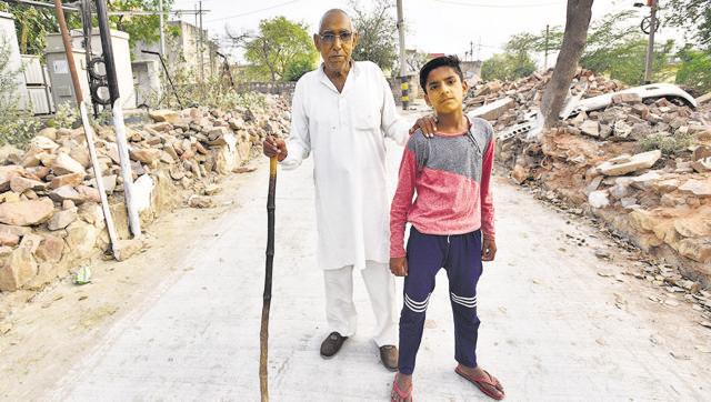 Rajbir Singh is a resident of Bhati Kalan village. (Sanjeev Verma/HT PHOTO) Rajbir Singh is a resident of Bhati Kalan village. (Sanjeev Verma/HT PHOTO)
