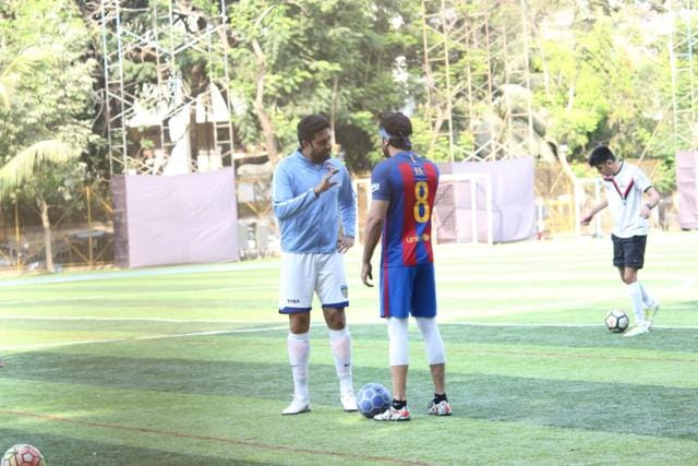 Abhishek Bachchan and Ranbir Kapoor playing football. (Varinder Chawla) Abhishek Bachchan and Ranbir Kapoor playing football. (Varinder Chawla)